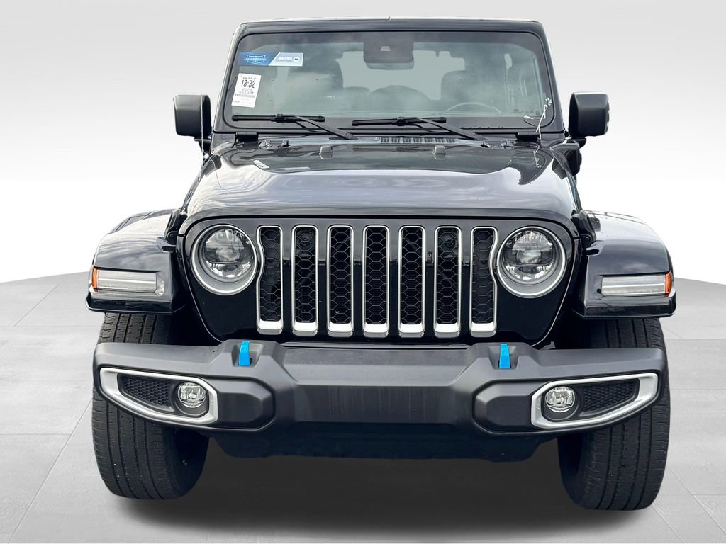Used 2023 Jeep Wrangler Unlimited Sahara w/ Cold Weather Group image 3