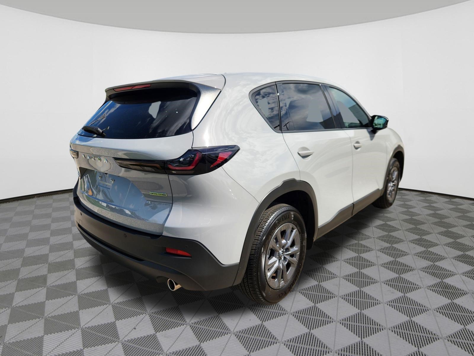Certified 2026 MAZDA CX-5 Select AWD/4WD image 4