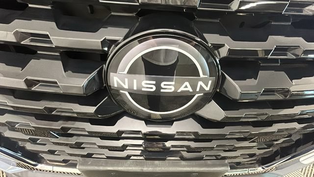 Used 2022 Nissan Kicks SV FWD image 8