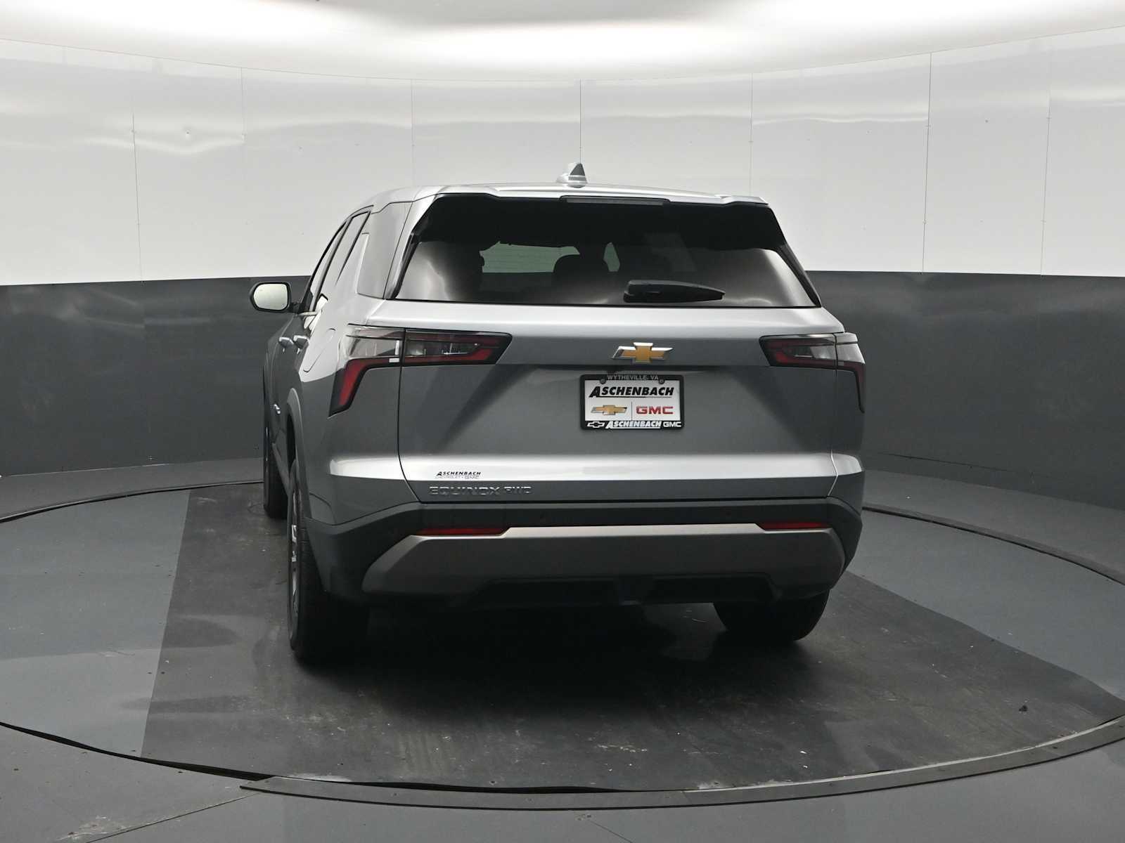 Used 2026 Chevrolet Equinox LT AWD/4WD image 7