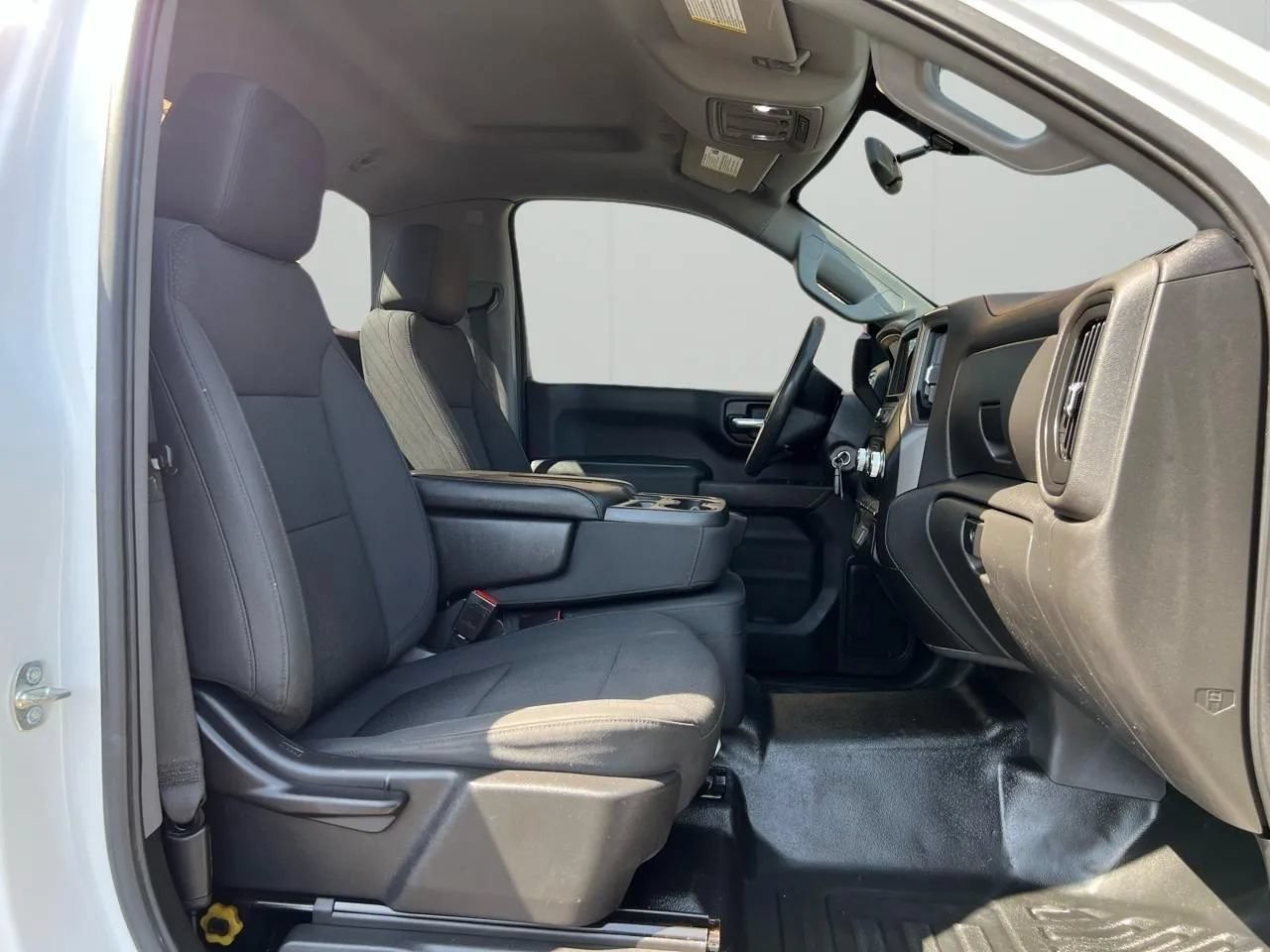 Used 2020 GMC Sierra 1500 4x4 Regular Cab w/ Convenience Package image 19