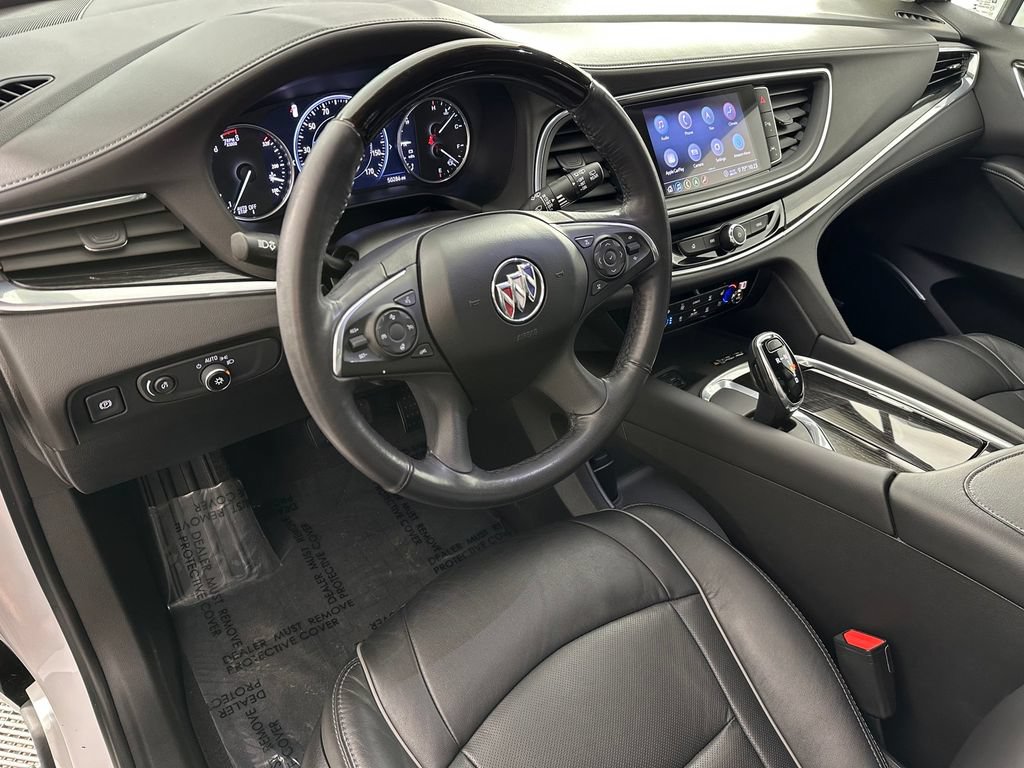 Used 2020 Buick Enclave Avenir w/ Avenir Technology Package FWD image 16