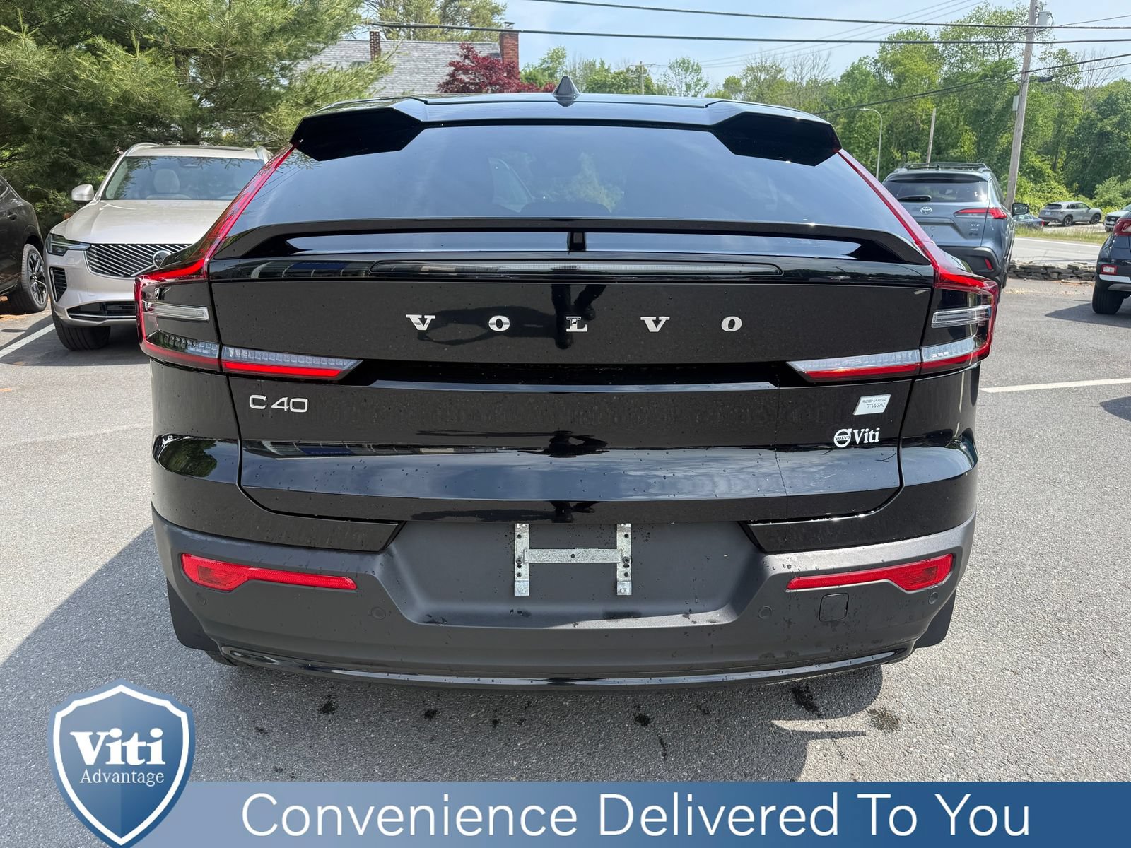 Certified 2023 Volvo C40 P8 Recharge Plus AWD/4WD image 7