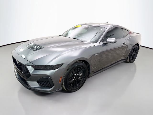 Used 2025 Ford Mustang GT image 3