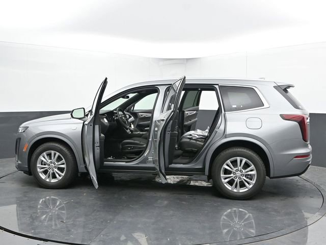New 2025 Cadillac XT6 Luxury image 49