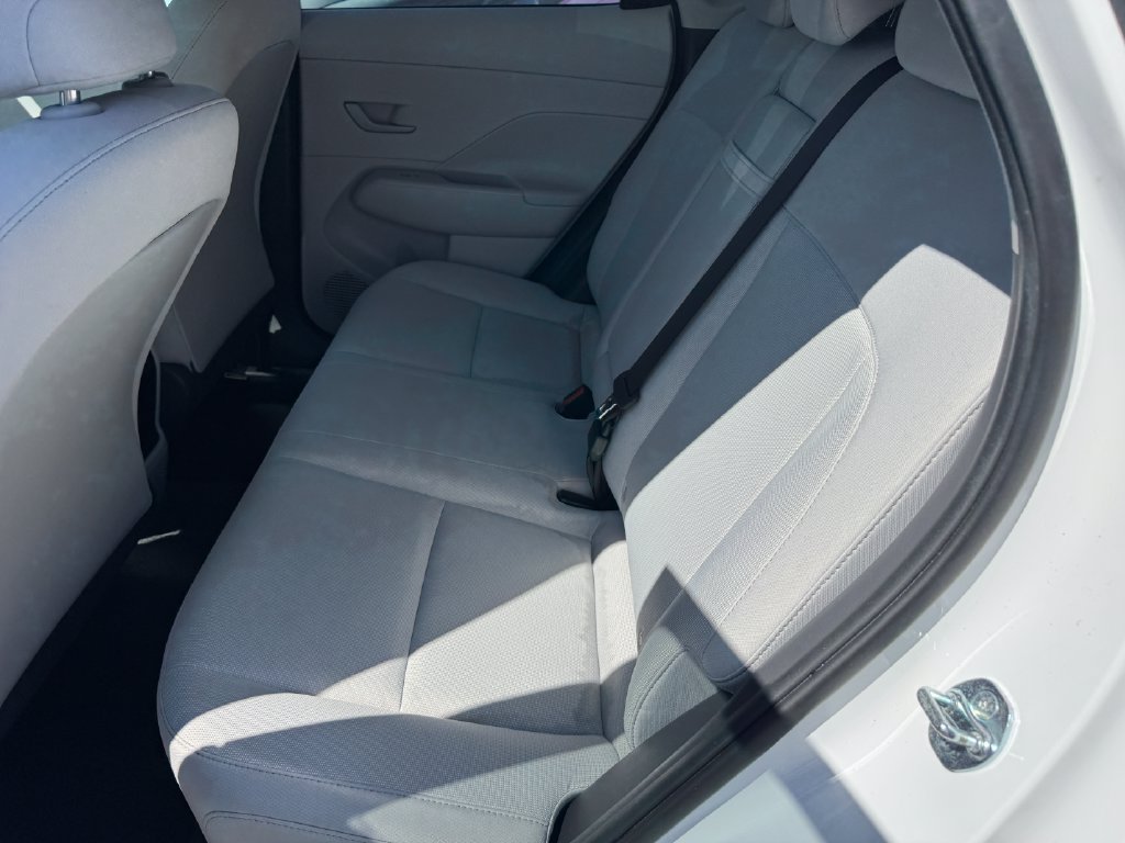 Certified 2025 Hyundai Kona SEL FWD image 17