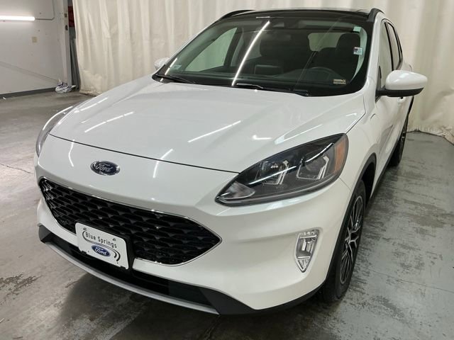 Used 2022 Ford Escape SEL w/ Technology Package FWD image 7