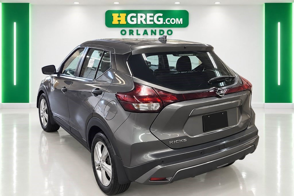 Used 2021 Nissan Kicks S FWD image 2
