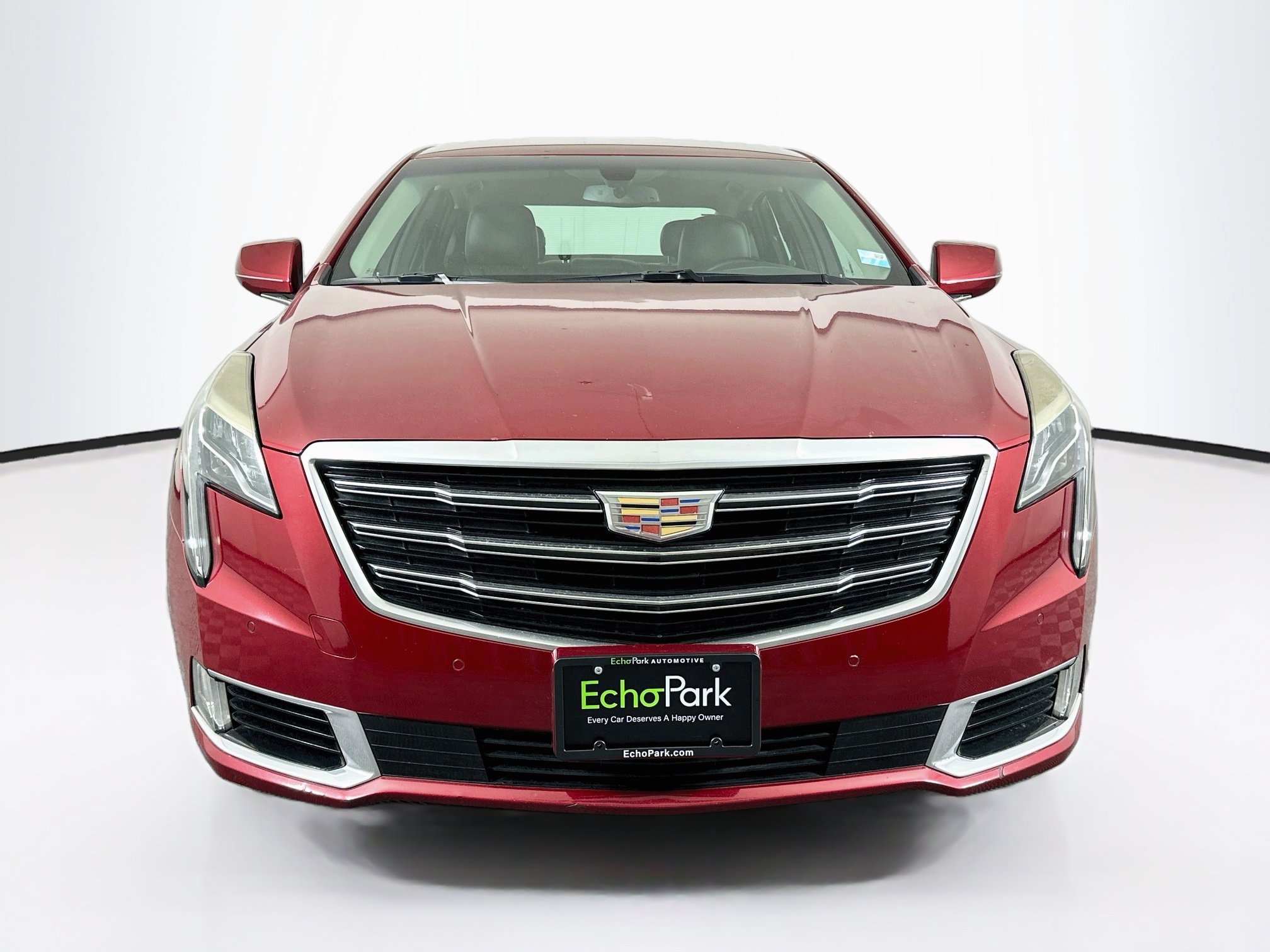 Used 2019 Cadillac XTS Luxury FWD image 2