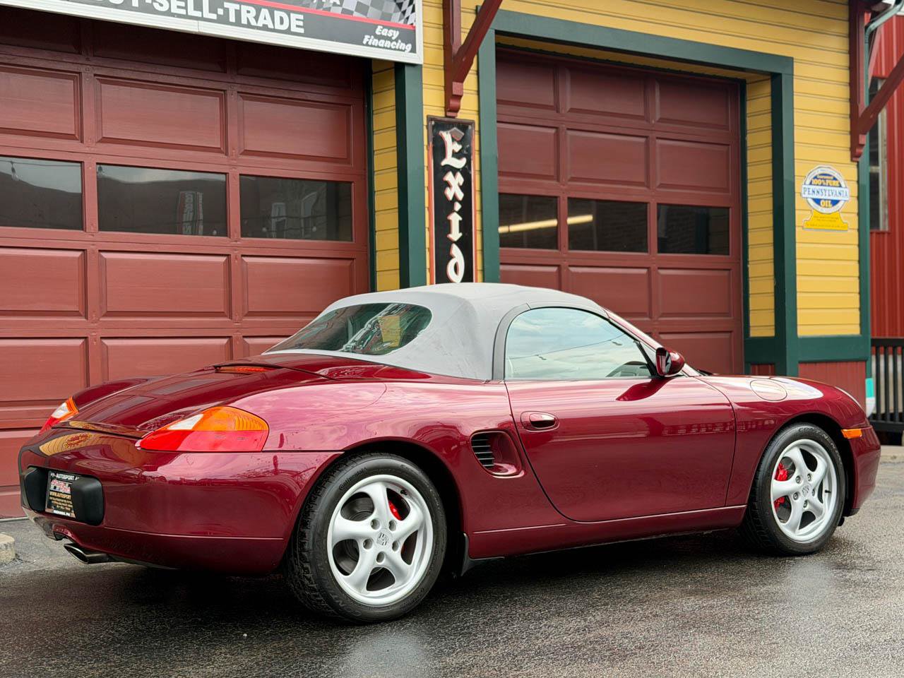 Used 1998 Porsche Boxster RWD image 5