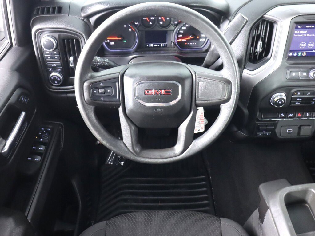 Used 2020 GMC Sierra 1500 4x4 Crew Cab w/ Sierra Value Package image 28