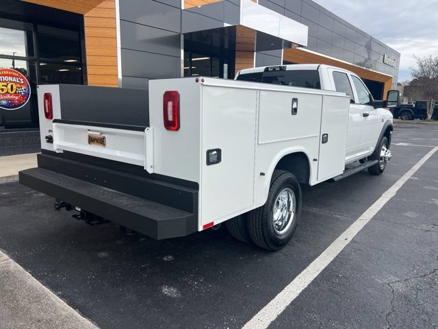 New 2026 RAM 3500 Tradesman AWD/4WD image 24