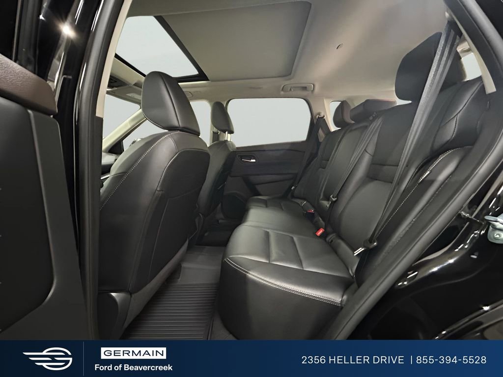 Used 2023 Nissan Rogue SL AWD/4WD image 29