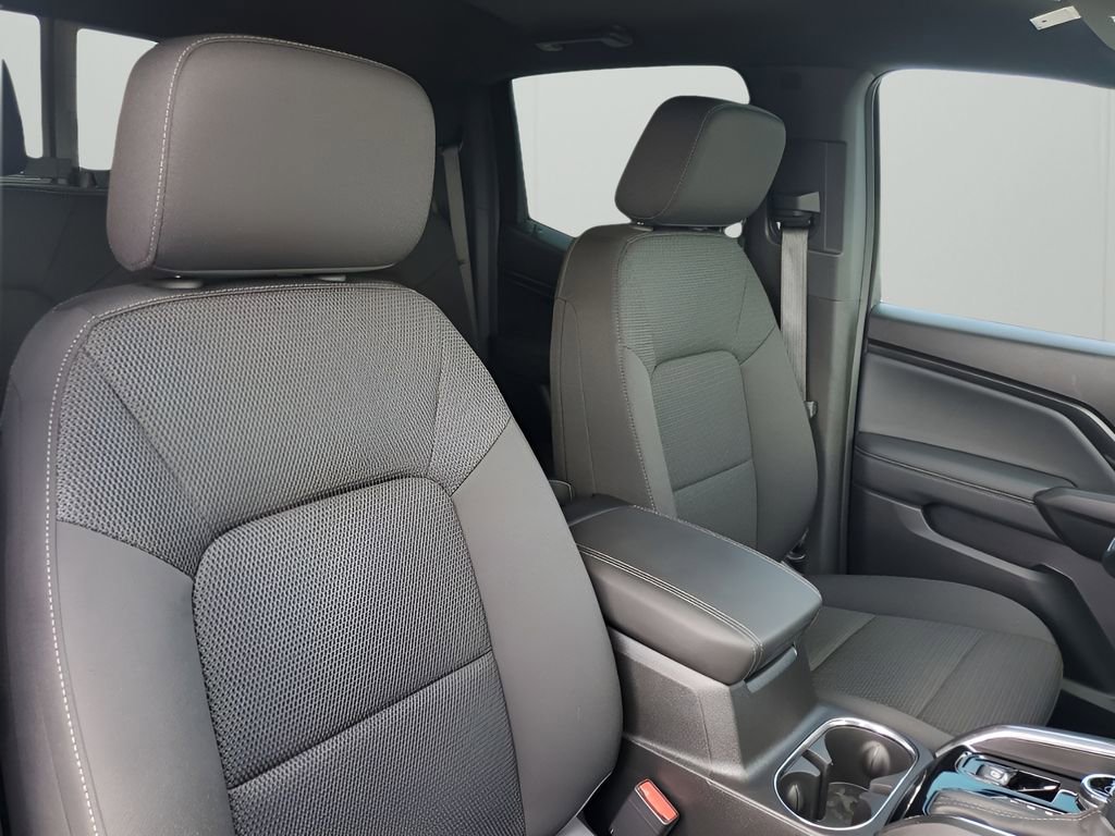 Certified 2025 GMC Canyon Elevation image 15