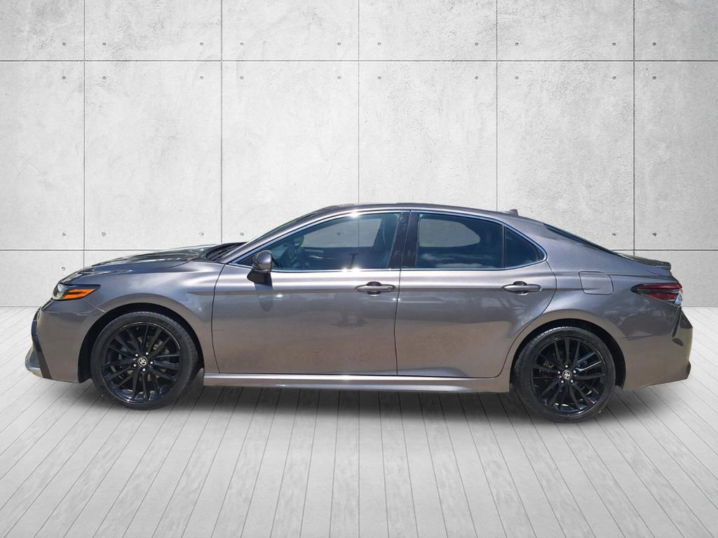 Used 2024 Toyota Camry XSE FWD image 2