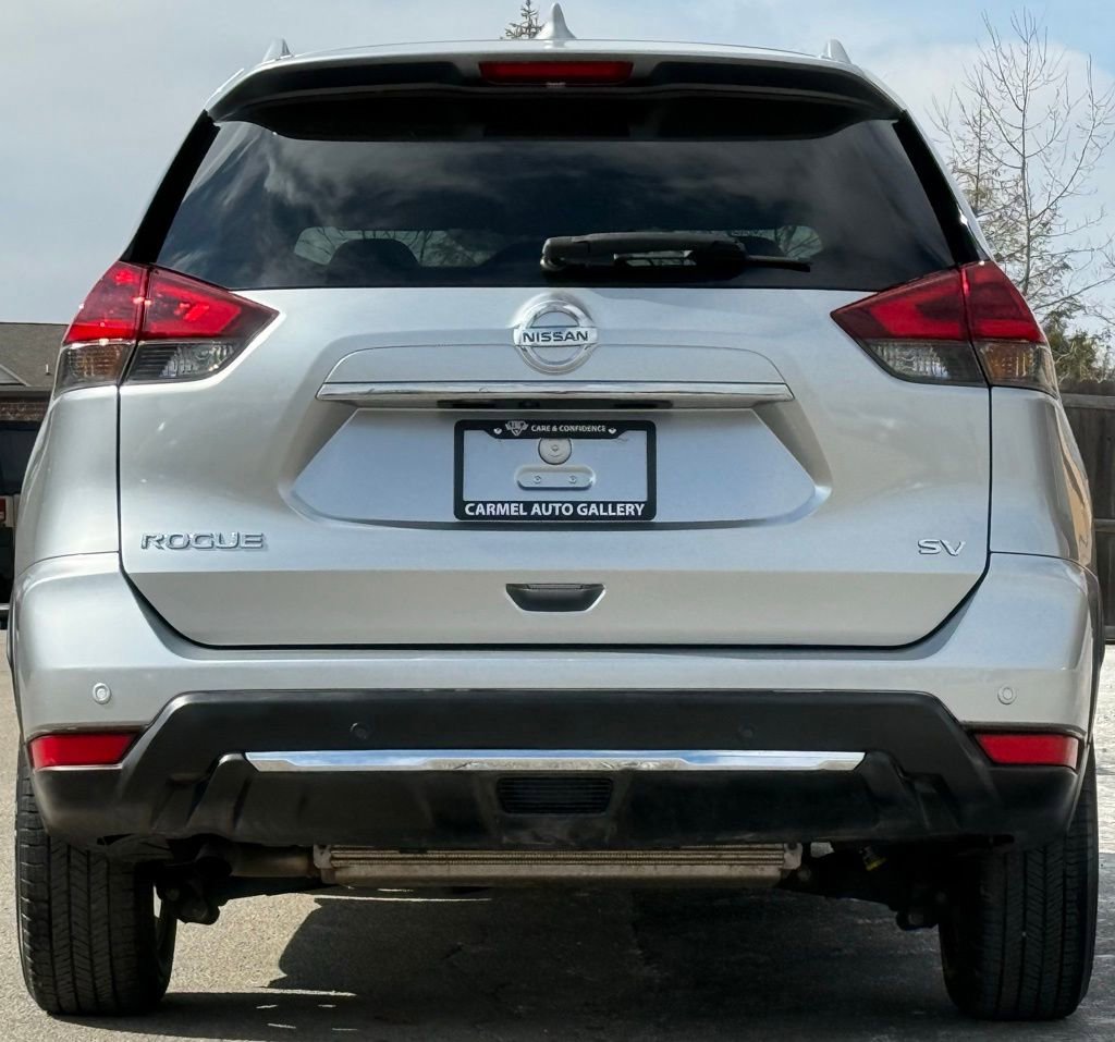 Used 2019 Nissan Rogue SV FWD image 4