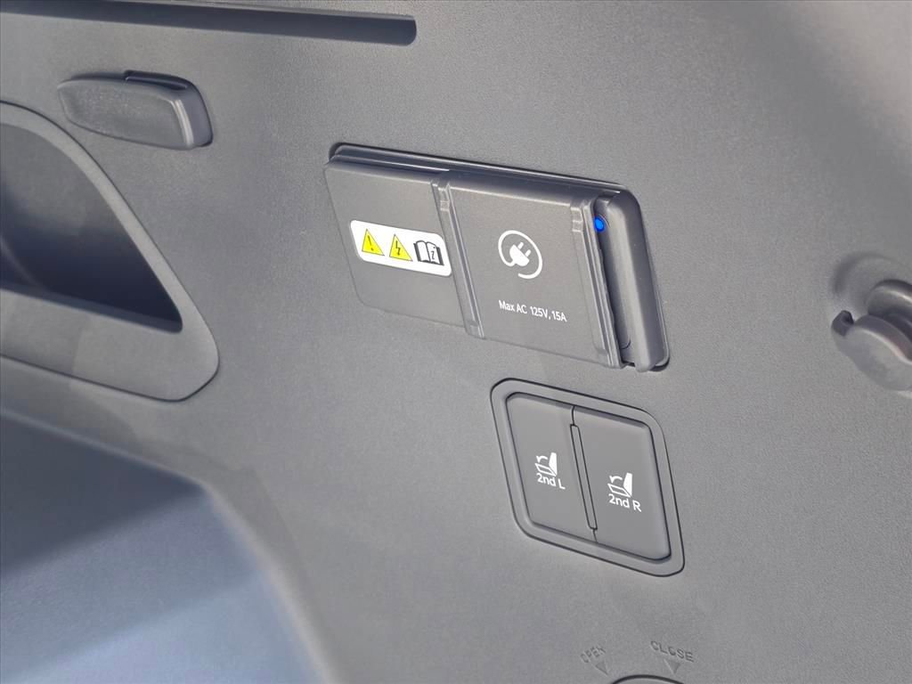 New 2026 Kia EV9 Wind image 15