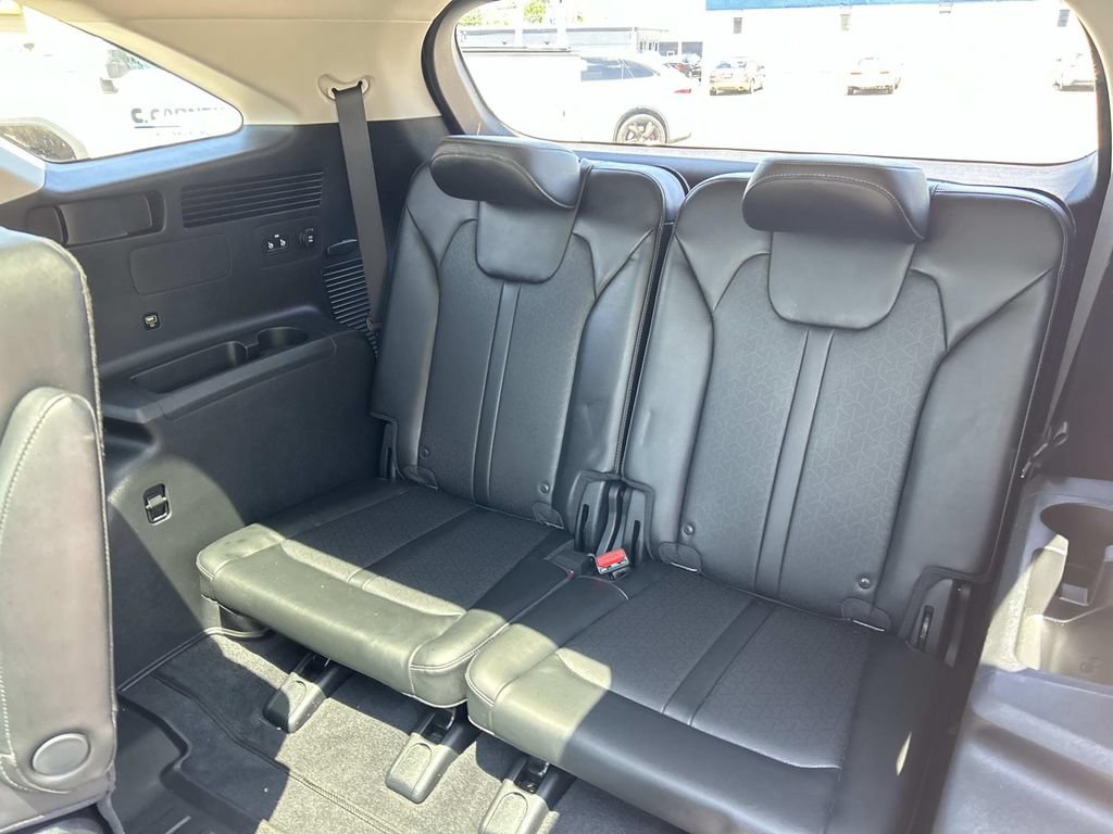 Used 2021 Kia Sorento EX w/ Panoramic Sunroof Package AWD/4WD image 19