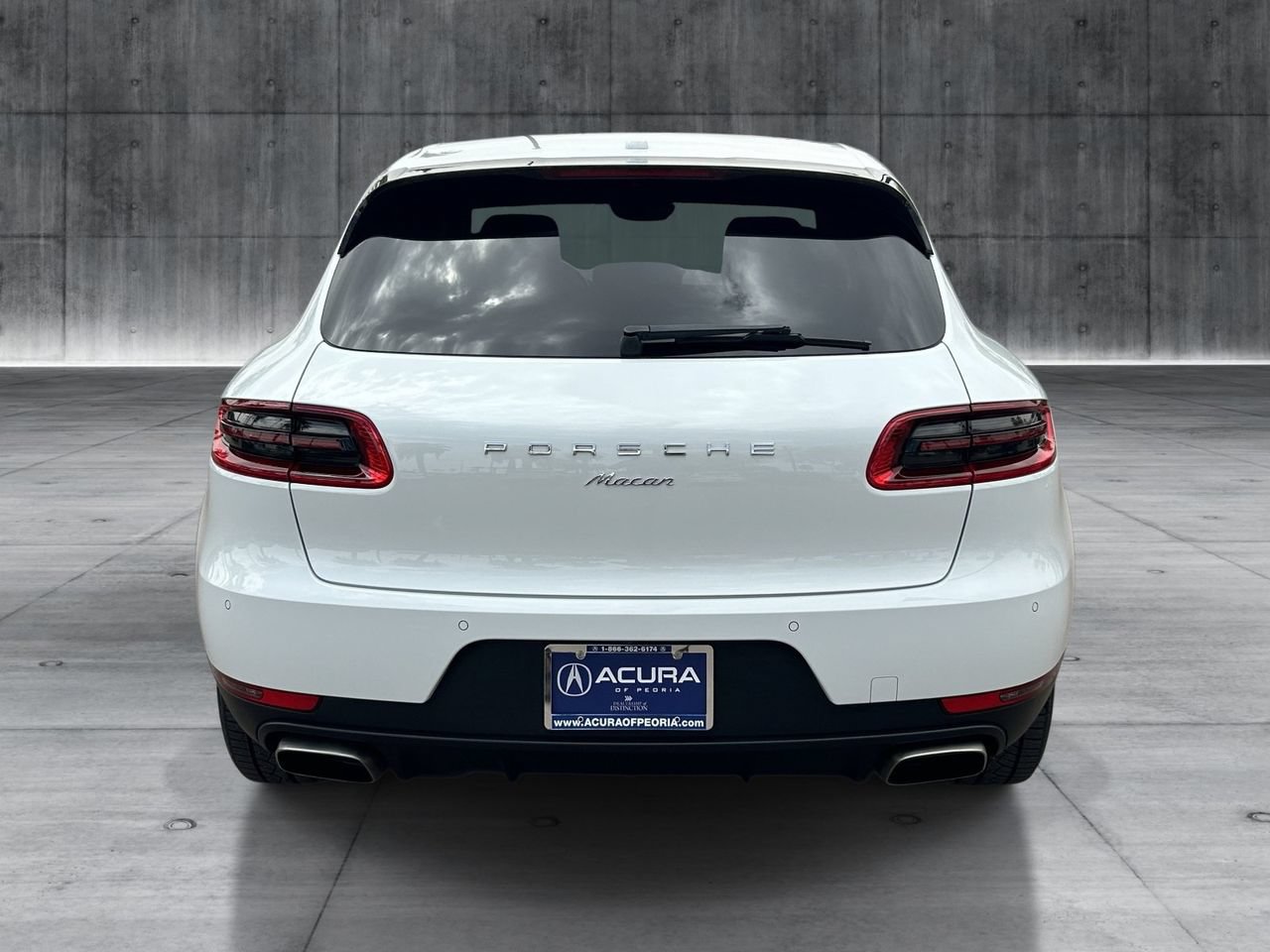 Used 2017 Porsche Macan AWD/4WD image 4
