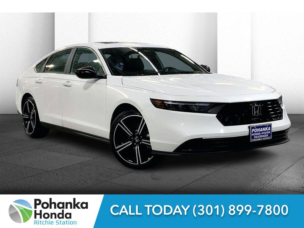 Used 2025 Honda Accord Sport image 1