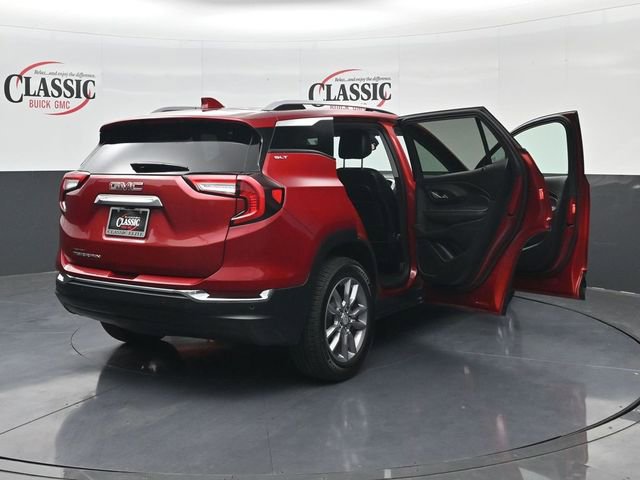 Used 2023 GMC Terrain SLT w/ Infotainment Package II image 35
