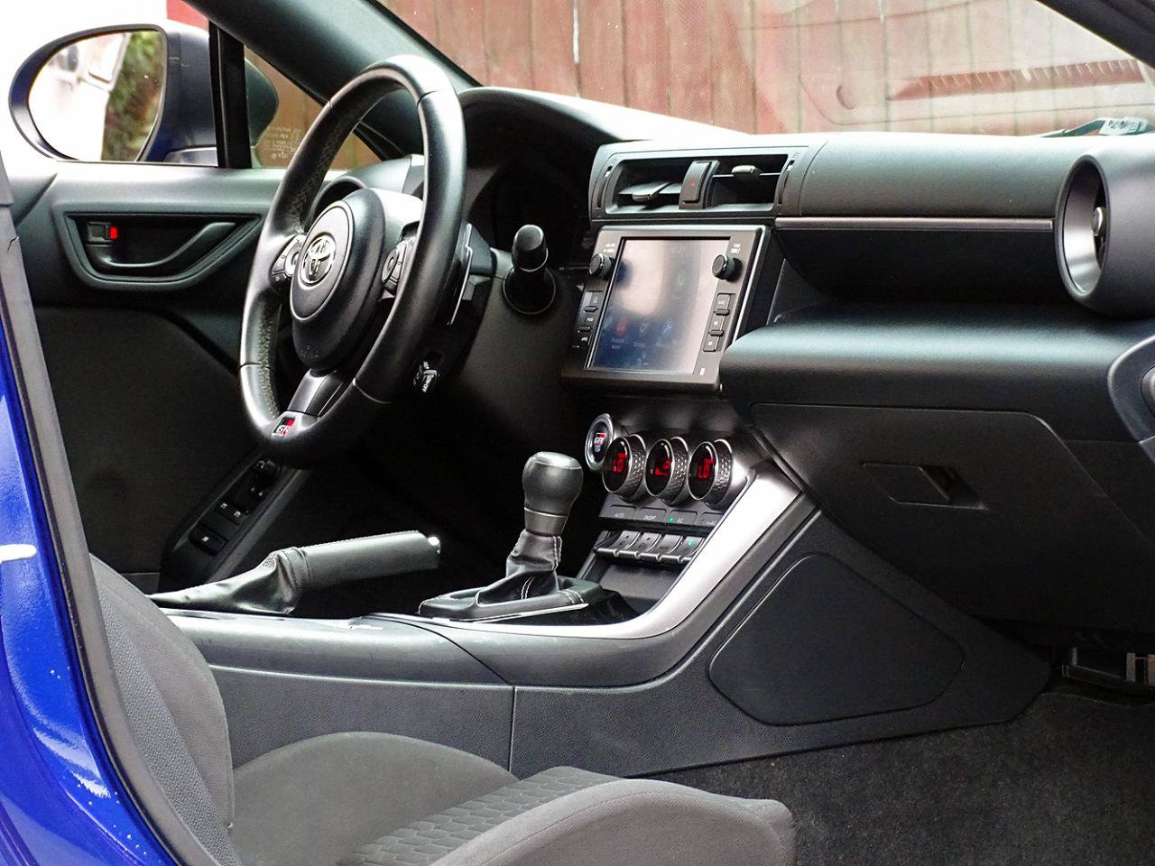 Used 2022 Toyota GR86 RWD image 25