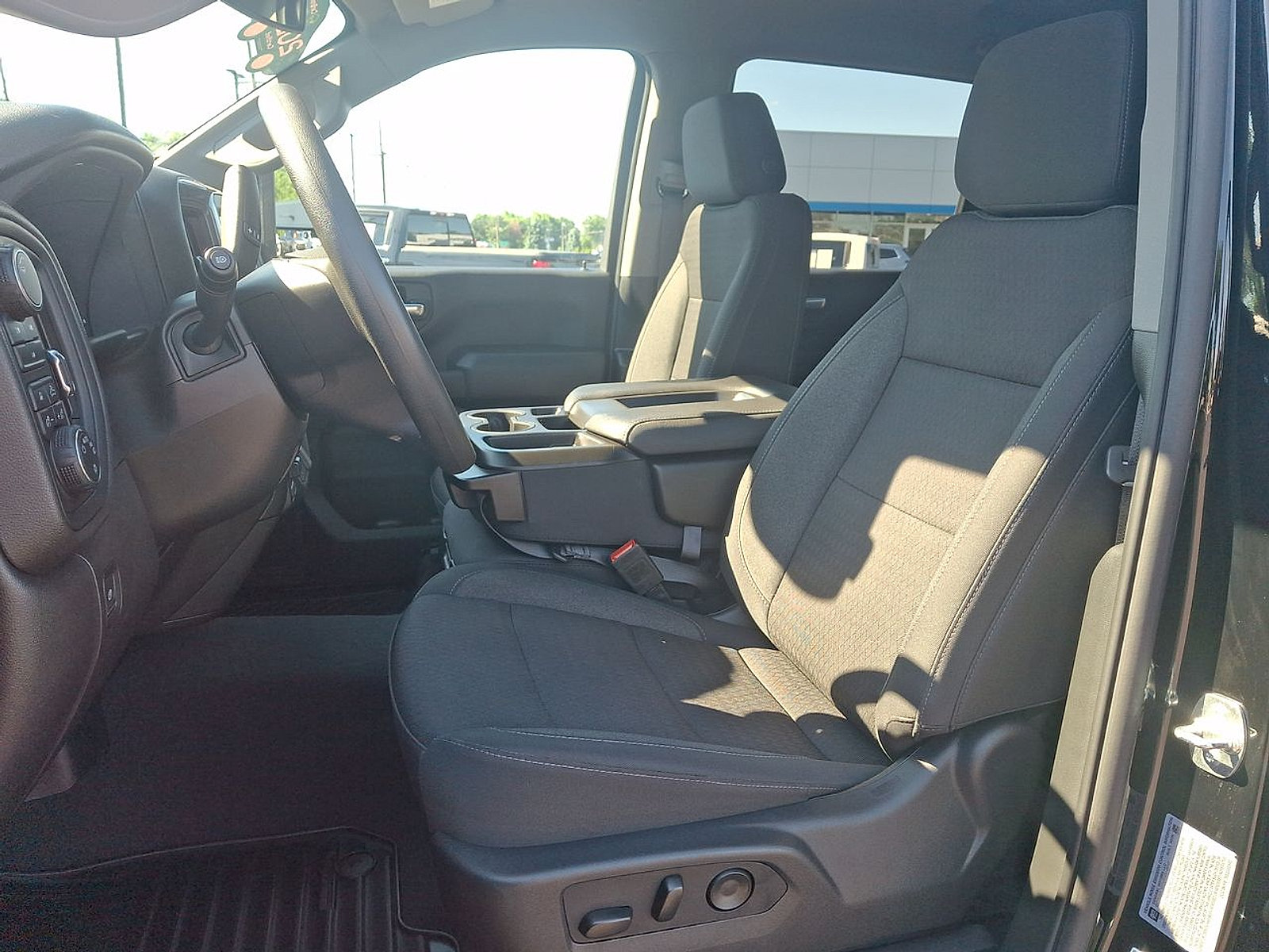 Certified 2025 Chevrolet Silverado 2500 Custom w/ Custom Value Package AWD/4WD image 11