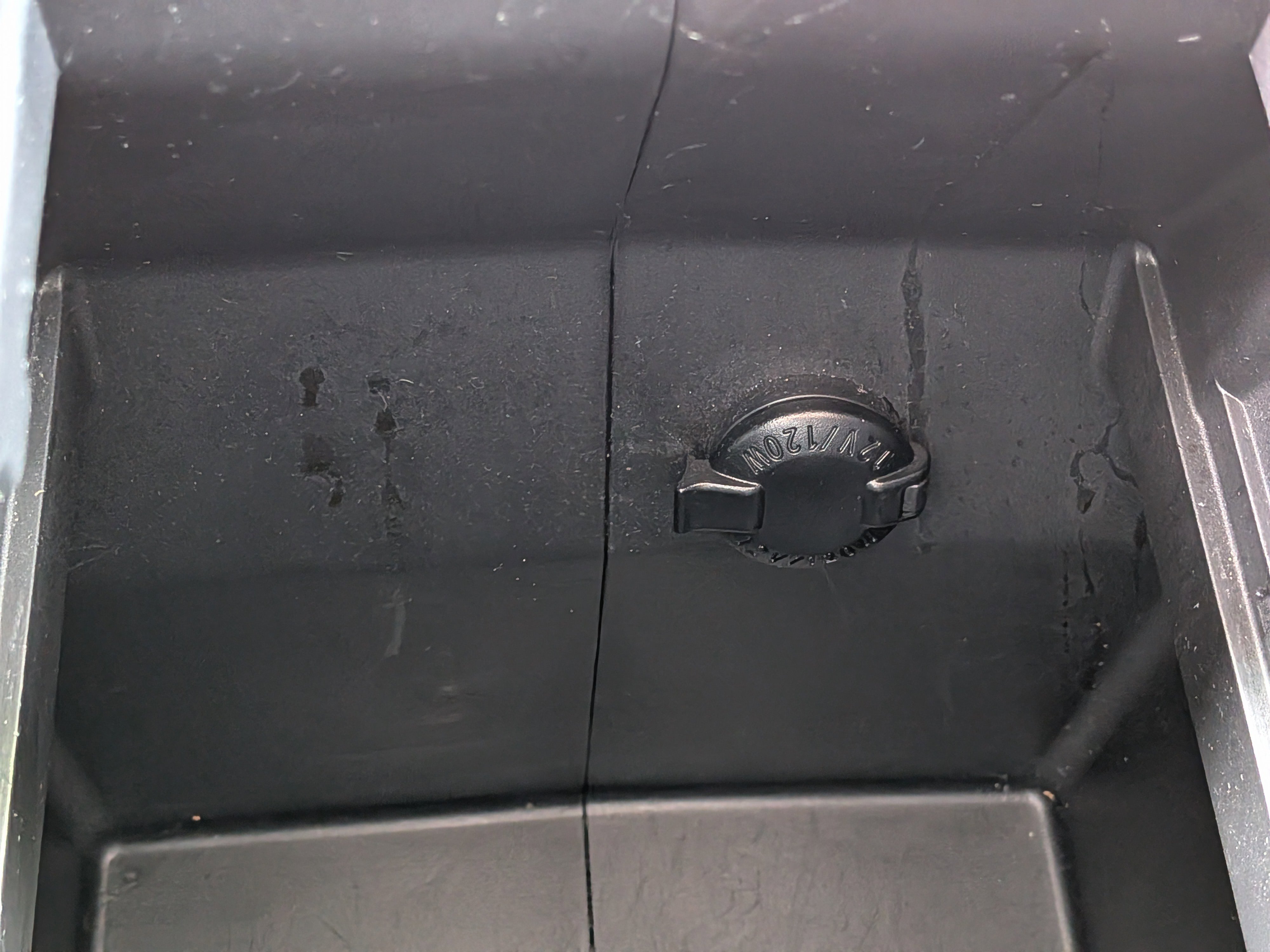 Used 2020 Toyota Highlander XLE AWD/4WD image 37