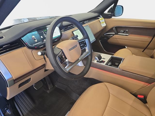 New 2026 Land Rover Range Rover Long Wheelbase SE AWD/4WD image 13