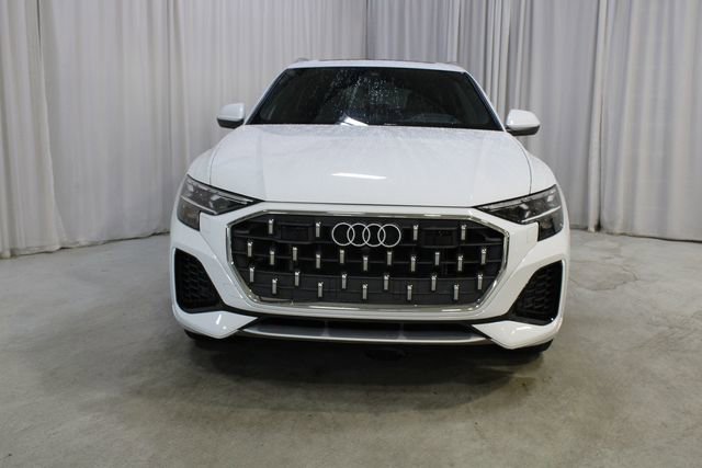 Used 2024 Audi Q8 Prestige w/ Prestige Package image 37