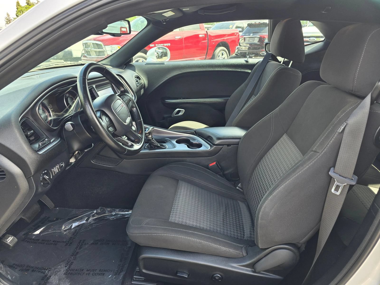 Used 2020 Dodge Challenger SXT RWD image 19