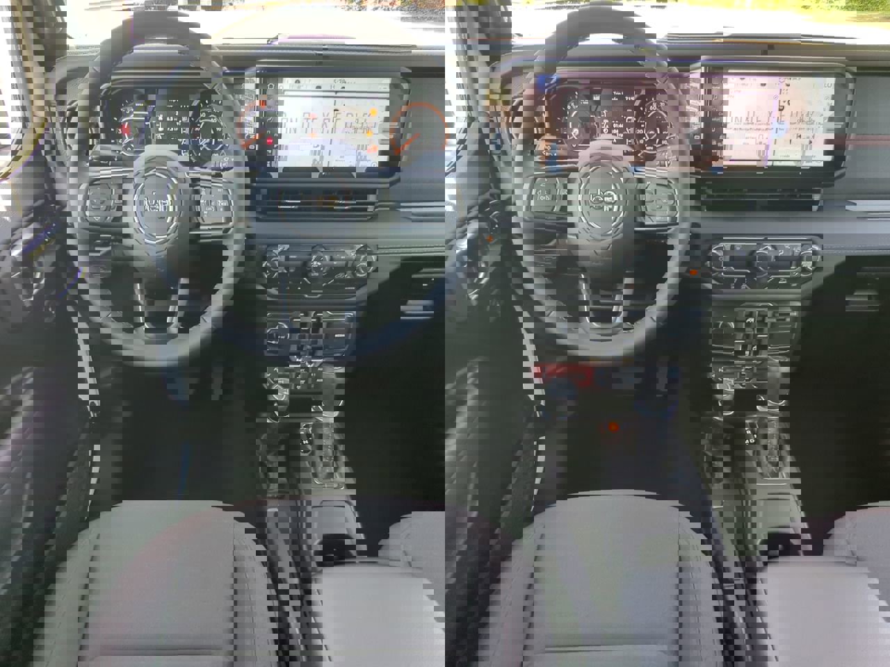 New 2026 Jeep Gladiator Rubicon AWD/4WD image 14