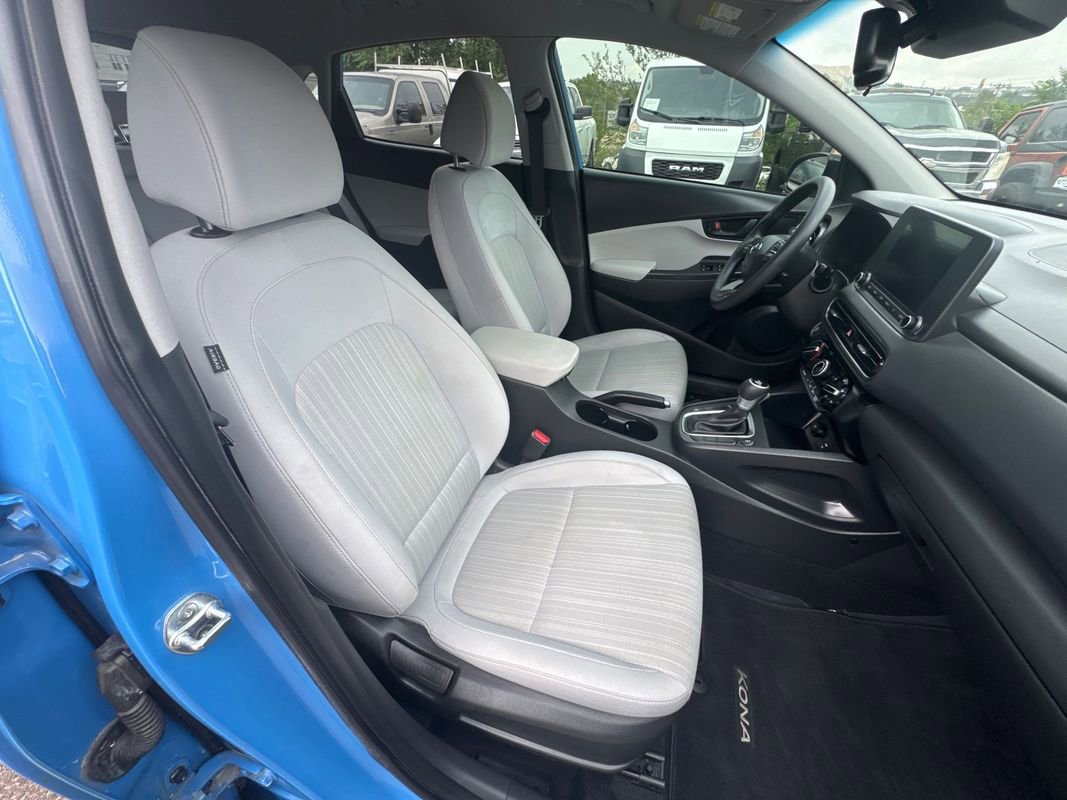 Used 2022 Hyundai Kona SEL w/ Cargo Package image 17