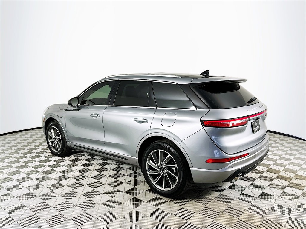 Used 2024 Lincoln Corsair Grand Touring image 5