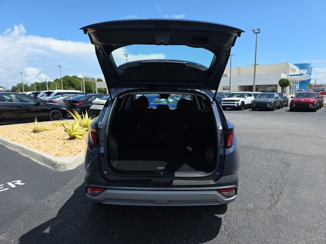 New 2026 Hyundai Tucson SE image 19