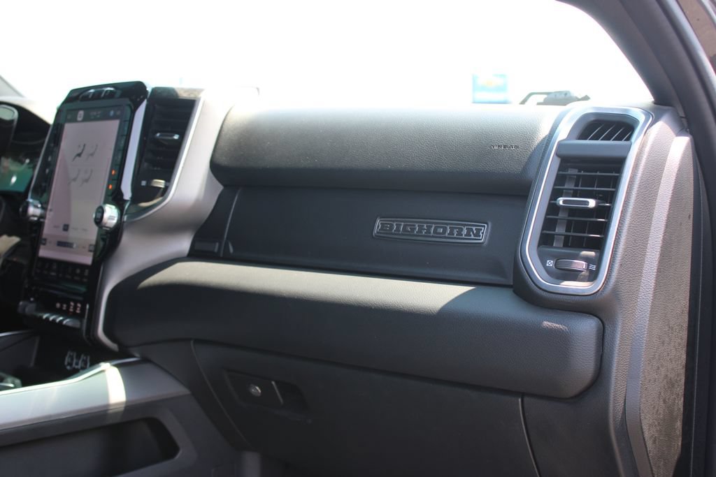 Used 2024 RAM 2500 Big Horn w/ Night Edition AWD/4WD image 33