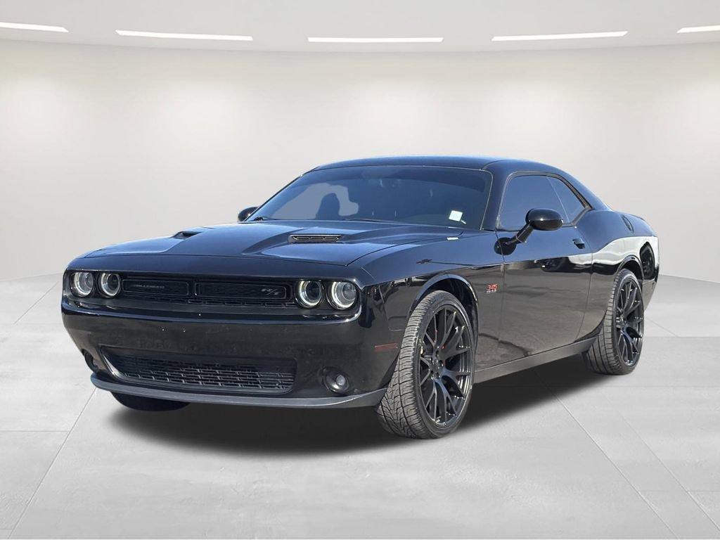 Used 2016 Dodge Challenger R/T Plus