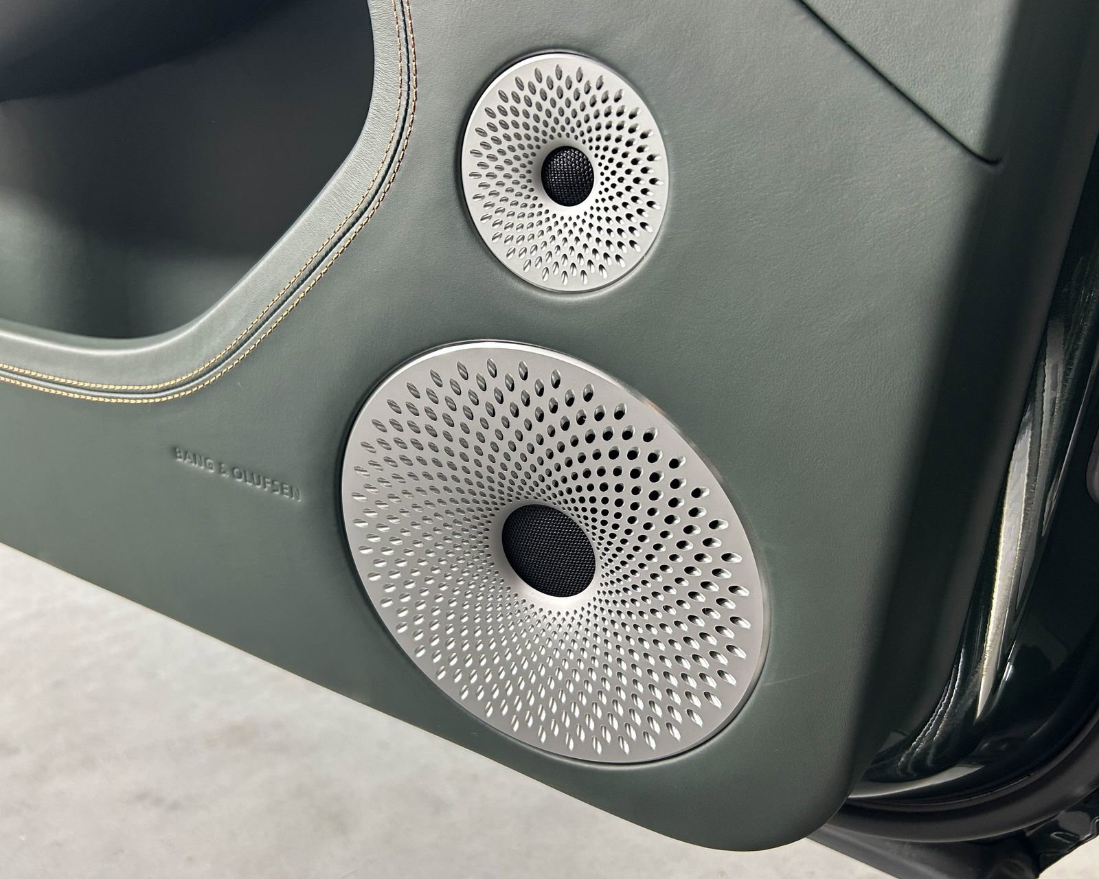 Used 2024 Bentley Continental GT V8 image 14