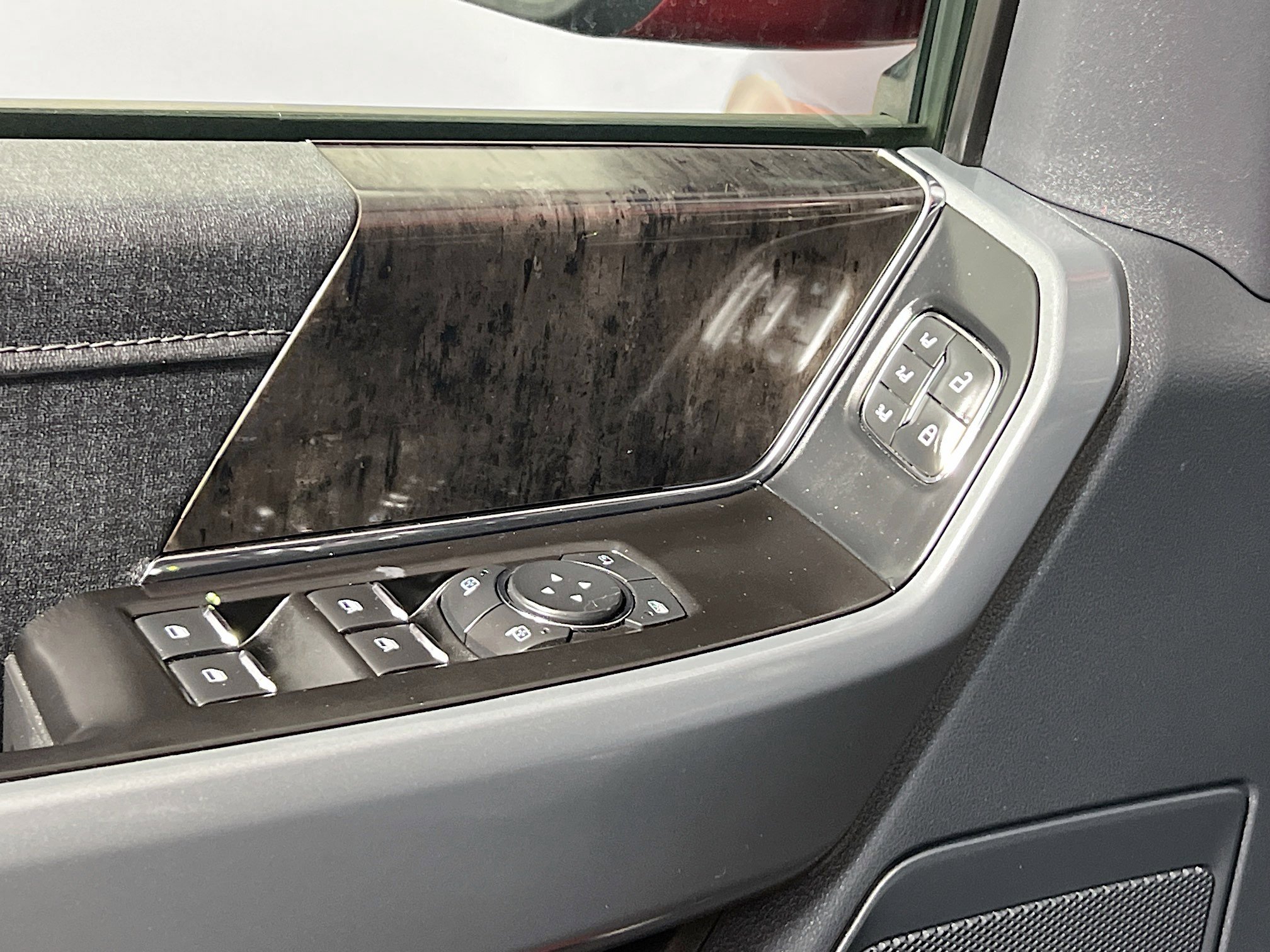 Used 2022 Ford F150 Lariat AWD/4WD image 16