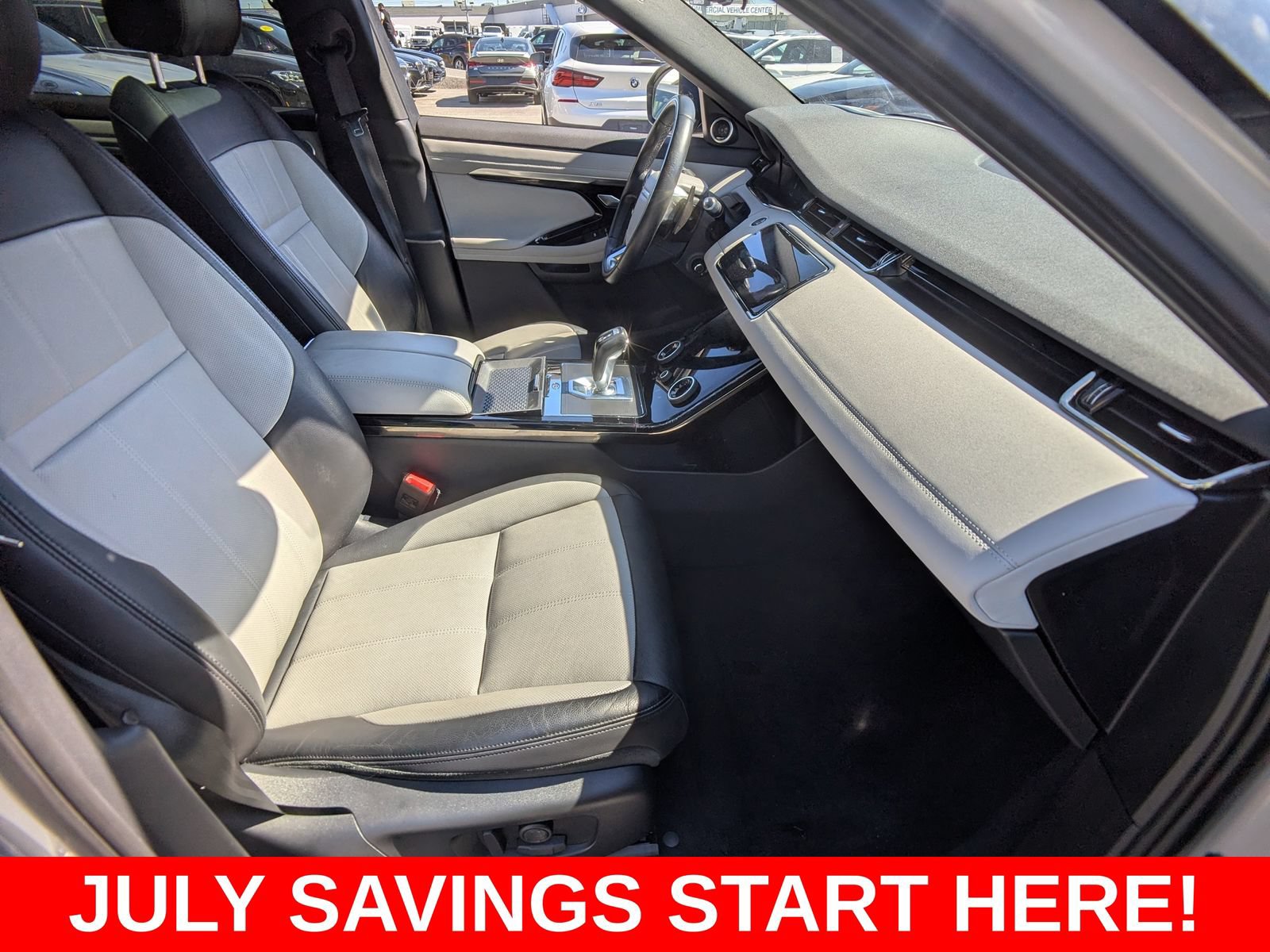 Used 2020 Land Rover Range Rover Evoque First Edition AWD/4WD image 15