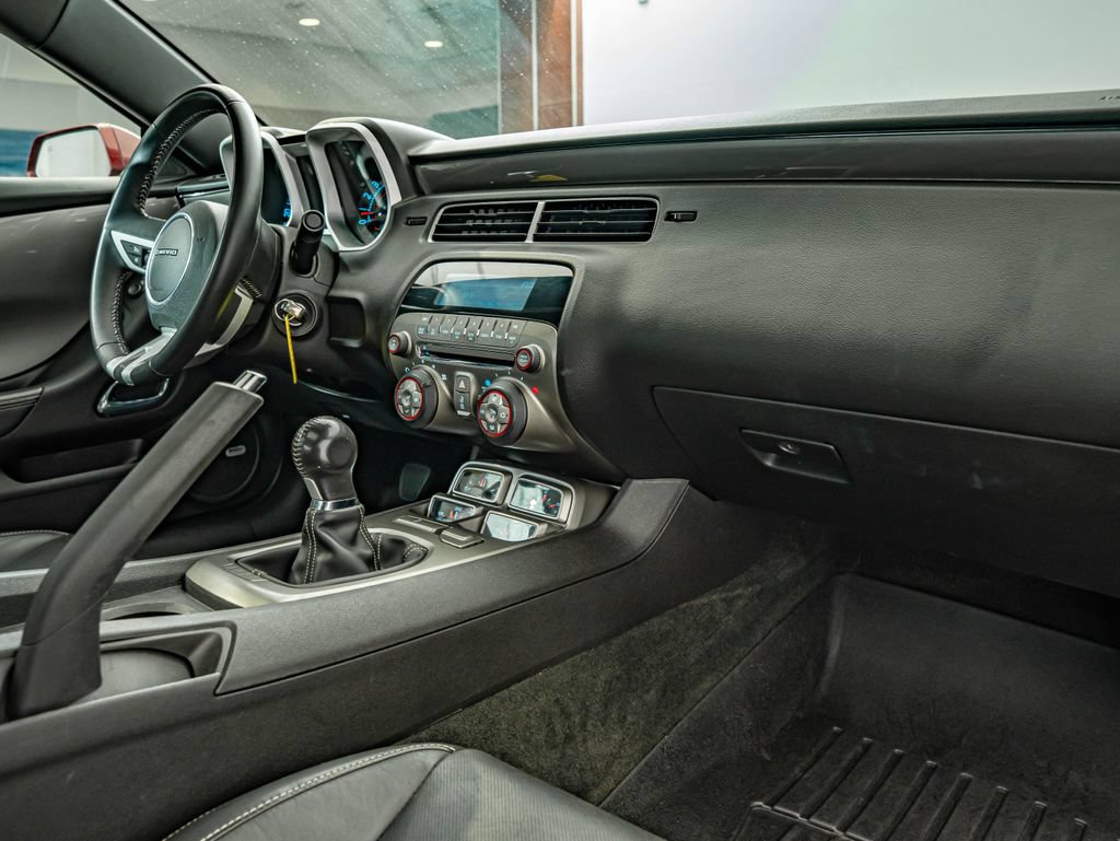 Used 2010 Chevrolet Camaro SS w/ RS Package RWD image 38