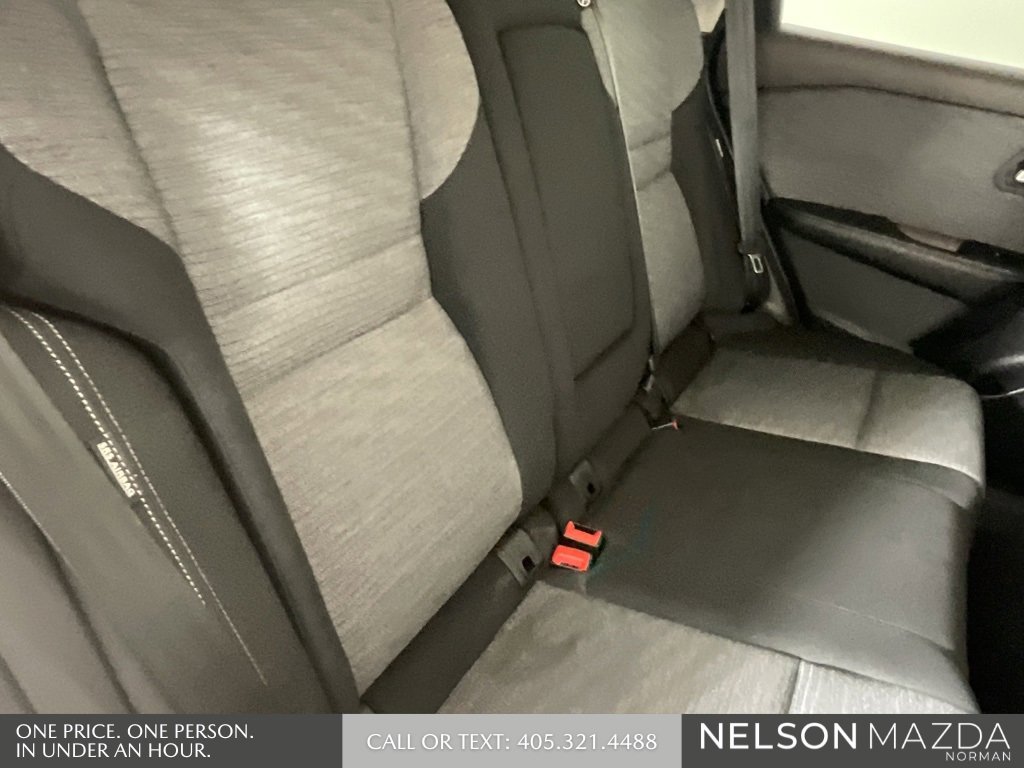 Used 2021 Nissan Rogue SV image 29