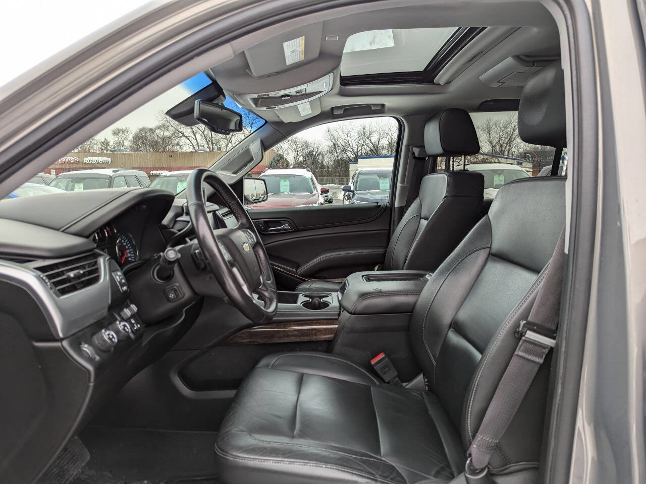 Used 2017 Chevrolet Tahoe LT image 12