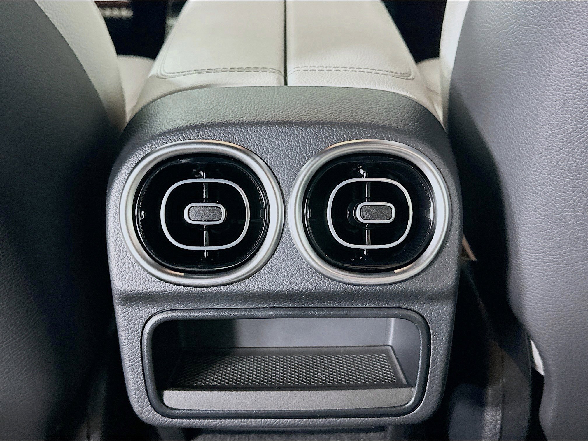 Used 2026 Mercedes-Benz C 300 4MATIC Sedan image 34