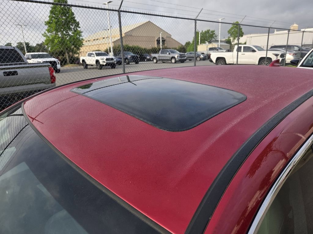 Used 2023 Honda CR-V EX-L image 4