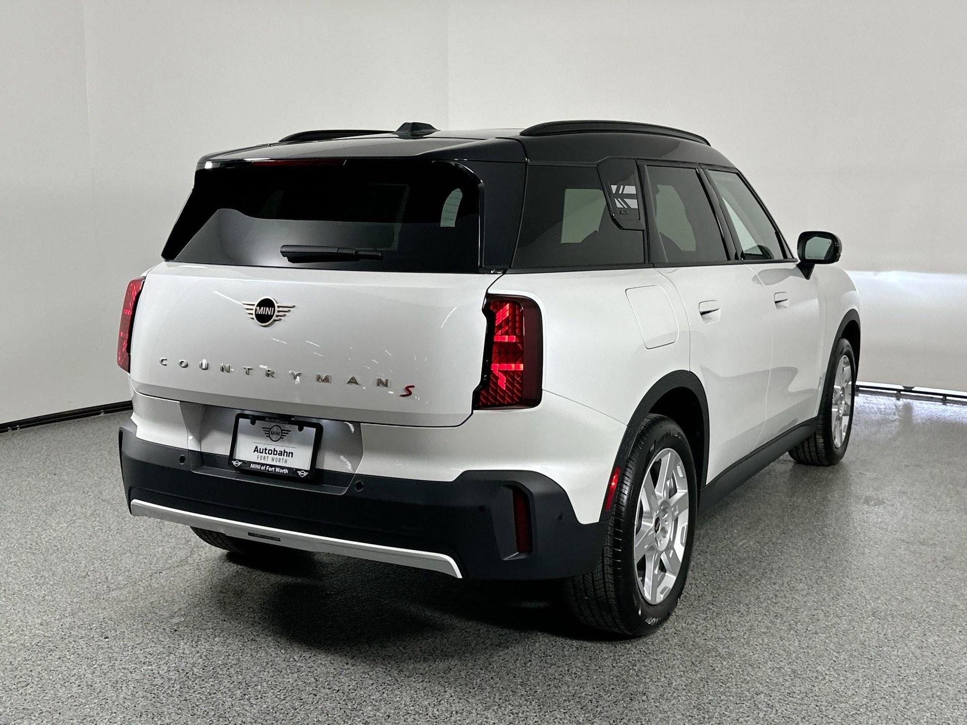 New 2025 MINI Cooper Countryman S w/ Comfort Package Max image 5