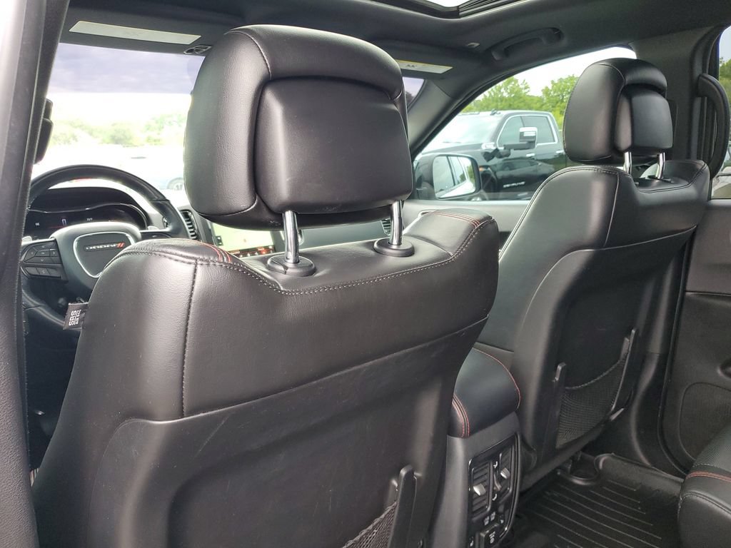 Used 2018 Dodge Durango R/T w/ Blacktop Package AWD/4WD image 31
