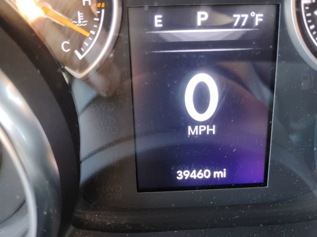 Certified 2023 Jeep Gladiator Sport AWD/4WD image 15