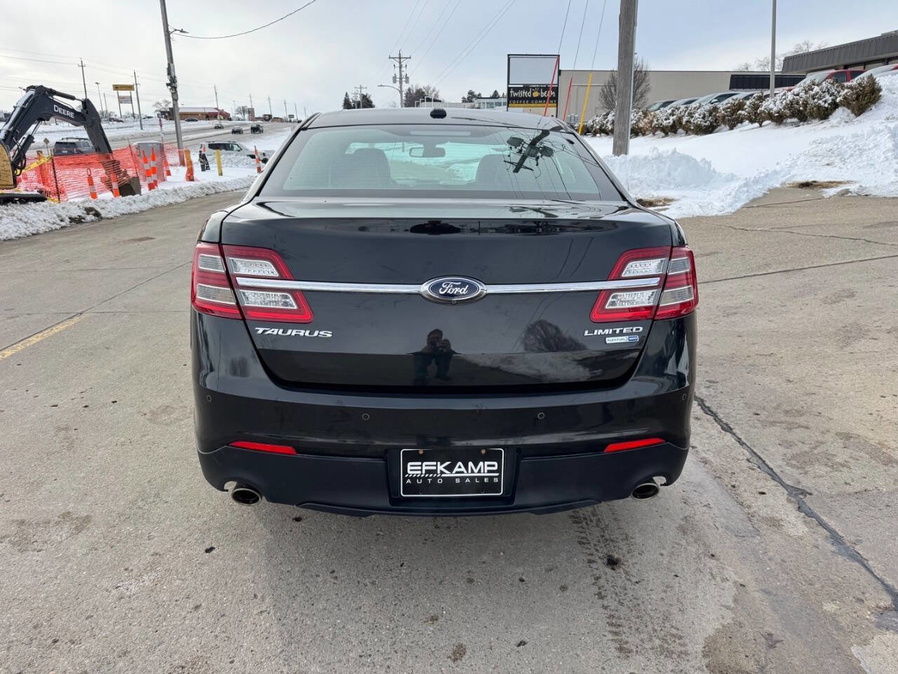 Used 2014 Ford Taurus Limited AWD/4WD image 4