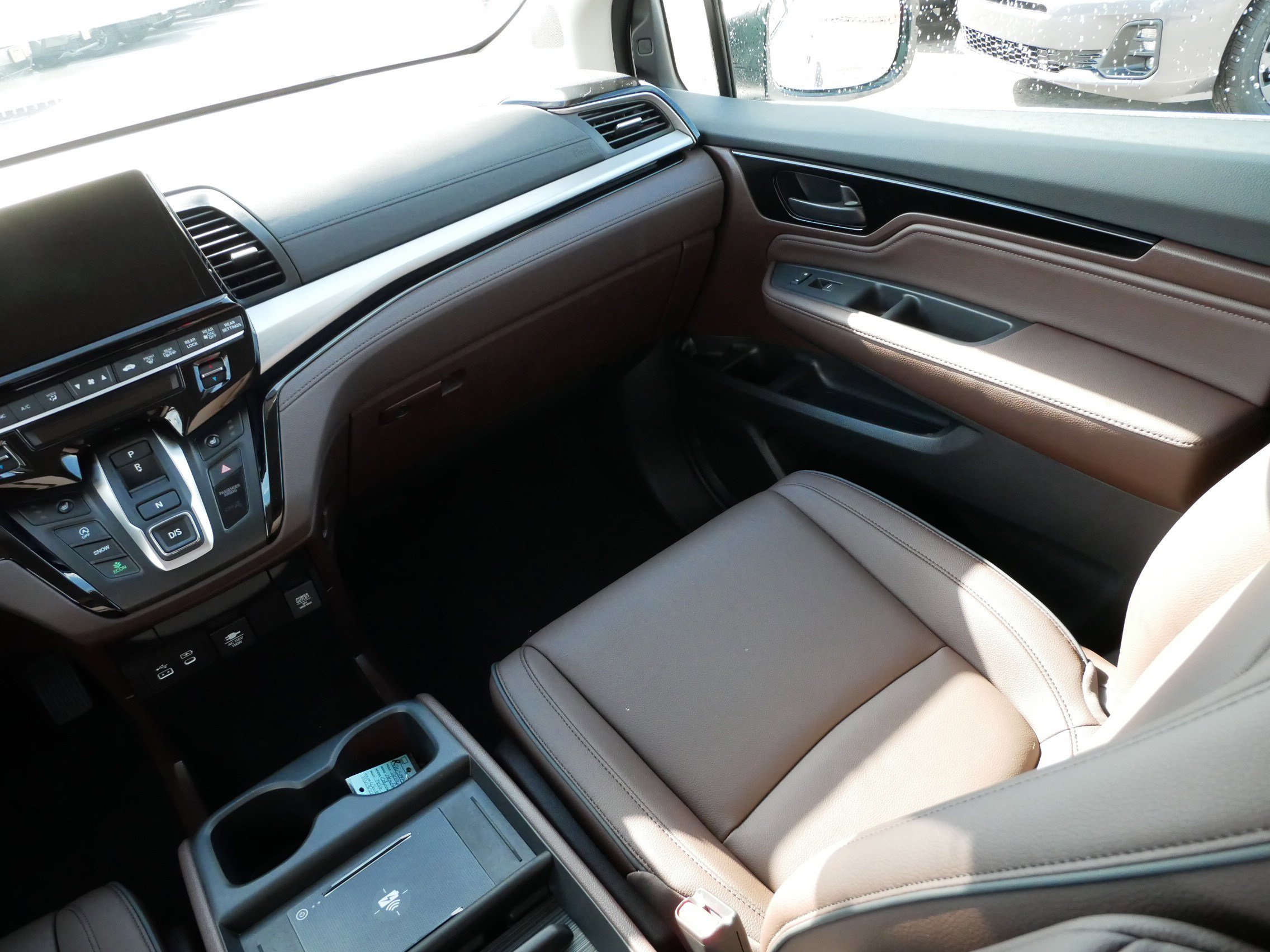 Certified 2026 Honda Odyssey Touring image 11